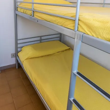 M344 - Marcelli, Comodo Trilocale Con Terrazzo Apartament